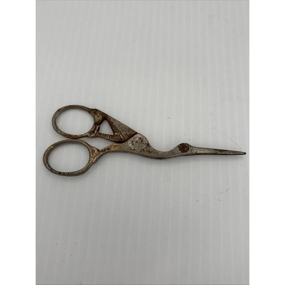 Vintage Revlon Italy Stork Scissors Stainless Steel Embroidery Shears Silver